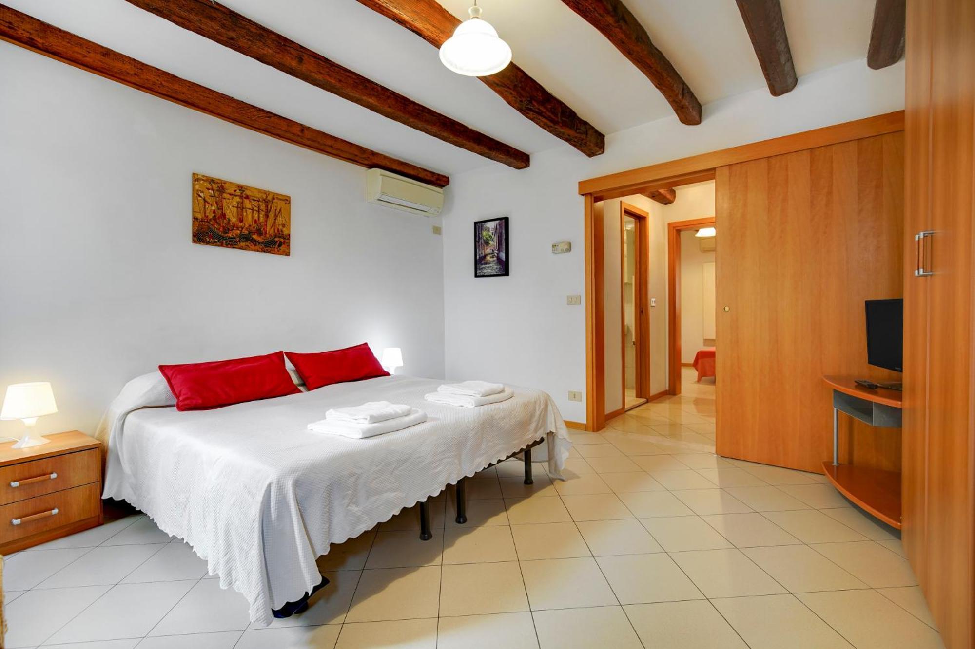 Bed and breakfast Giardini 2*